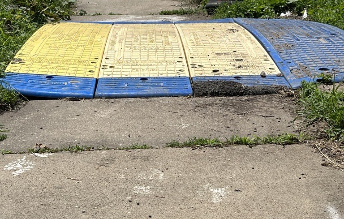 Kansas City LowPro 23_05 Sidewalk 3.jpg