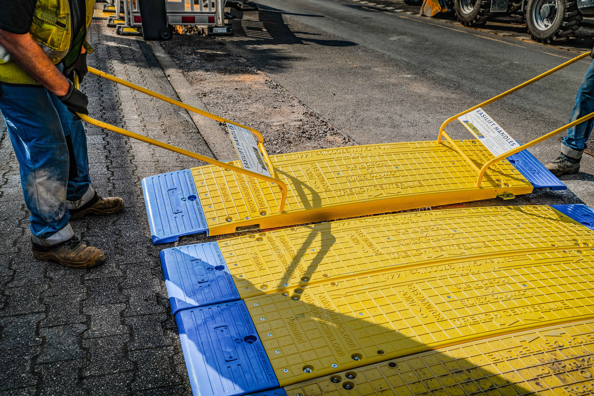 Road-Plates-Trench-Covers.jpg